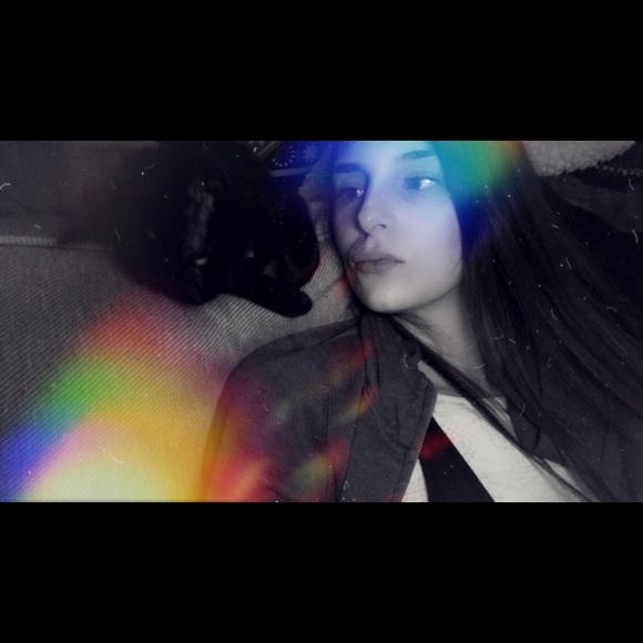 Meet the Posher ๐ - Picture 2 of 5